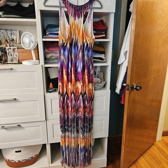 Colorful maxi dress with fringe - Picture 2 of 3